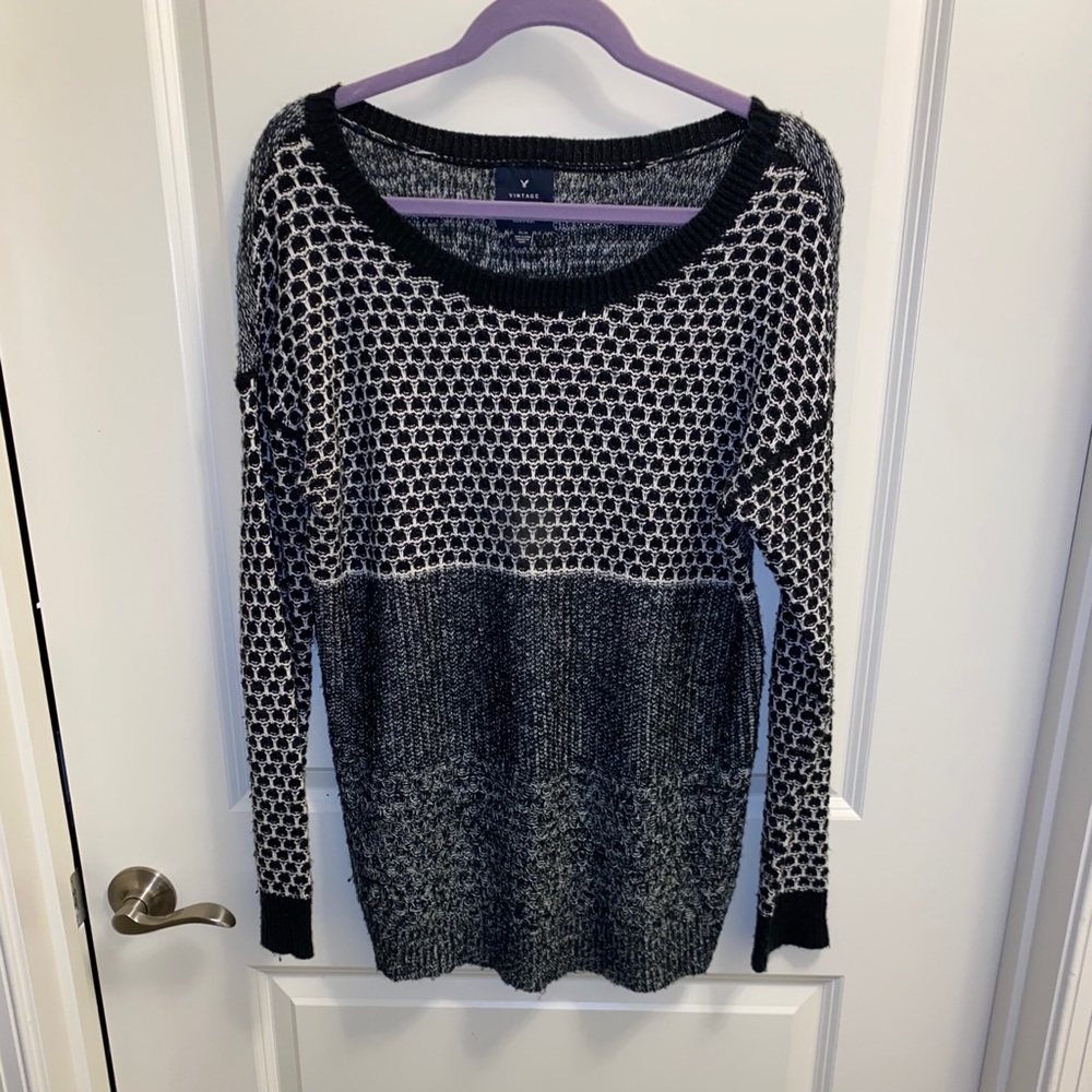 American Eagle sweater